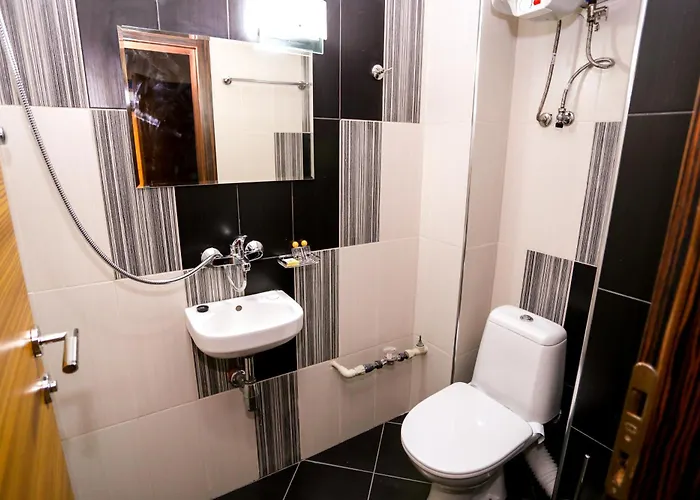 Guest Pentagon Apartament *